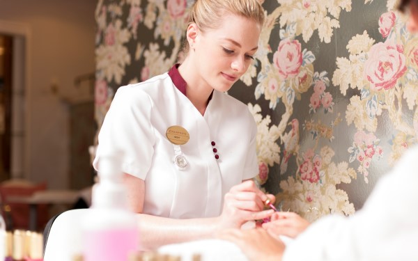 Champneys-Spa-Manicure-Portfolio-HotelREZ