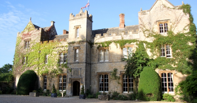 The Manor Country House Hotel joins HotelREZ