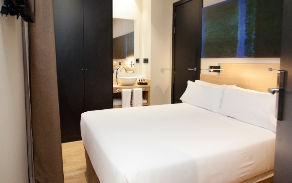 hotel ambit barcelona